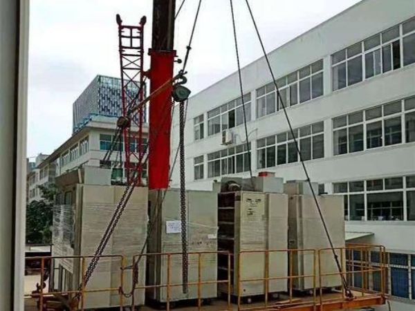 涞源县吊车出租公司电话_吊车臂的工作原理